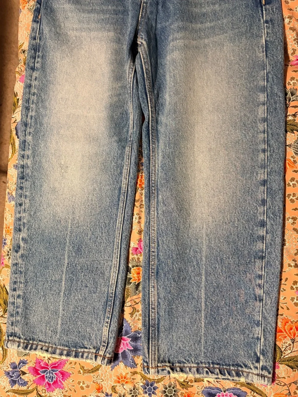 Free People Deep Trance Low Rise Boyfriend Jeans NWT FROM BEYOND, Size 25